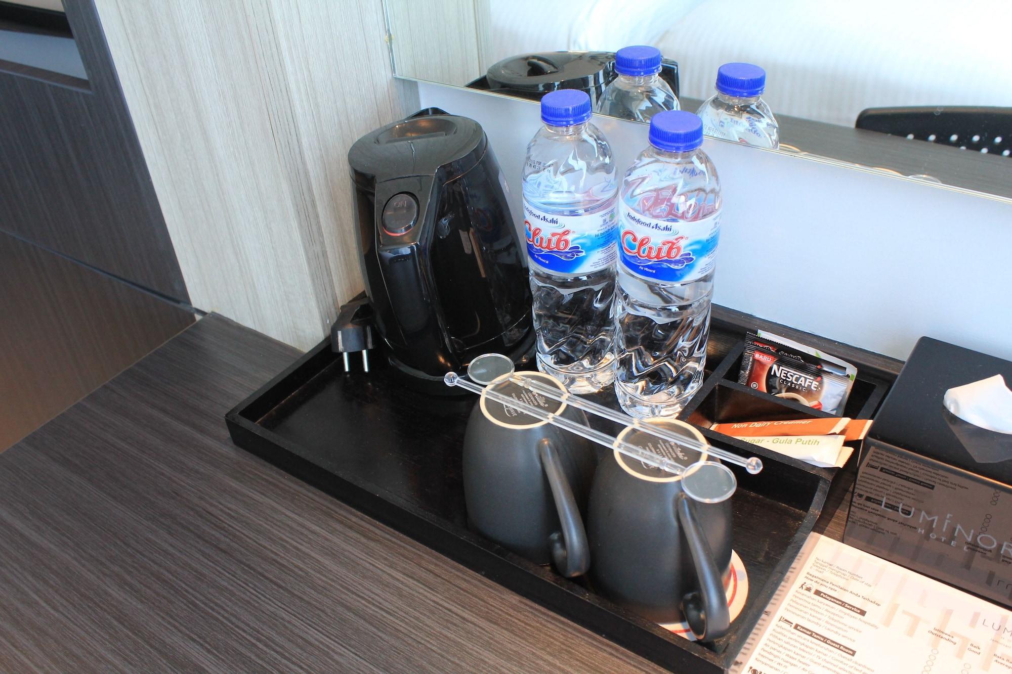 Luminor Hotel Jemursari By Wh With The Best Breakfast In Town And Located Near Surabaya Industrial Estate Rungkut Sier Exterior foto