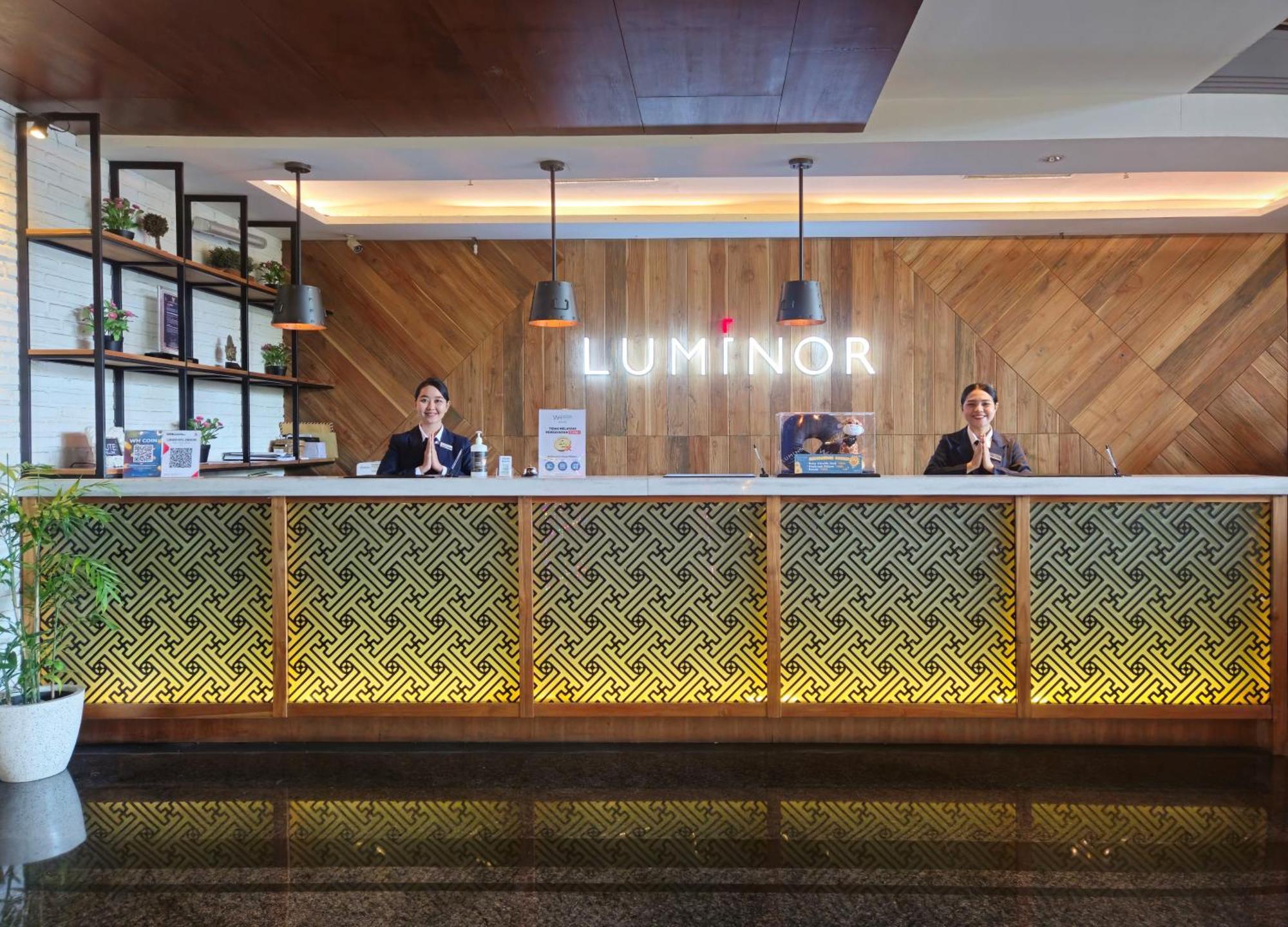 Luminor Hotel Jemursari By Wh With The Best Breakfast In Town And Located Near Surabaya Industrial Estate Rungkut Sier Exterior foto
